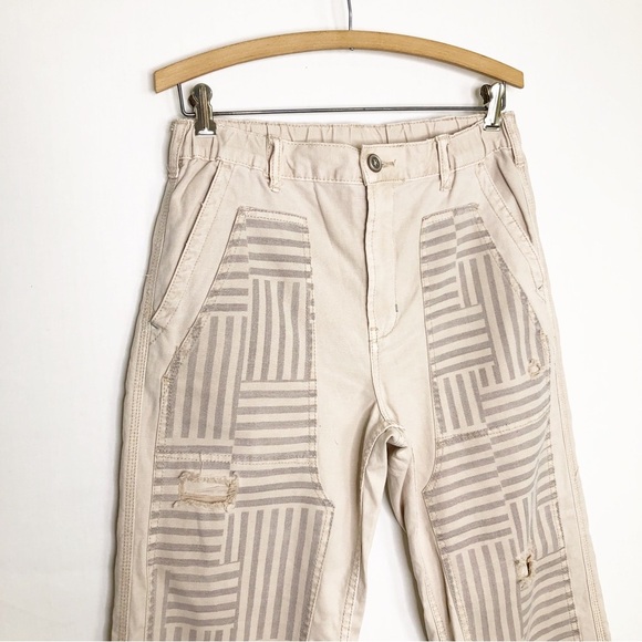 Pilcro The Roma, distressed, cargo pants - Picture 3 of 10